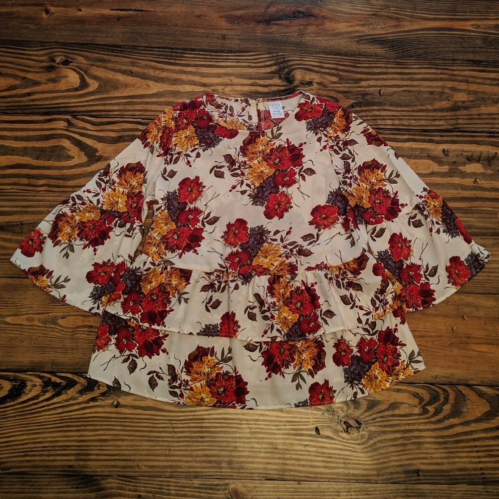 Time and Tru Floral Peplum Top